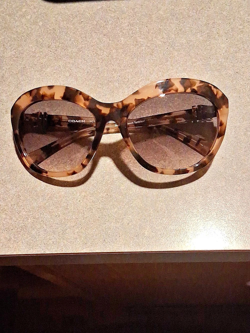 Beautiful Coach Tortoise Print Sunglasses